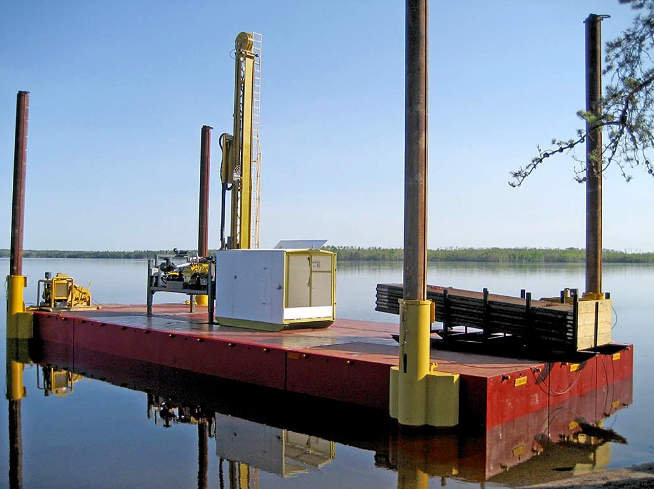 GPS jack-up platform on a marine engineering operation