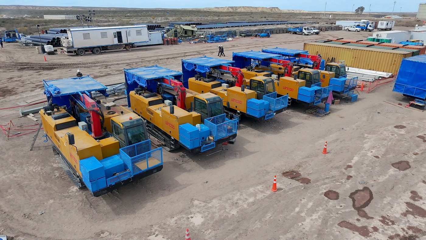 GPS fleet of tracked welding carriers staged at an Oil & Gas camp